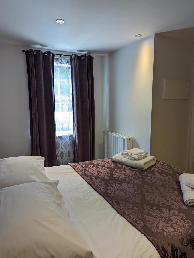 Barley Sheaf, Old Bridge Street En Suite Rooms, Room Only ترورو المظهر الخارجي الصورة