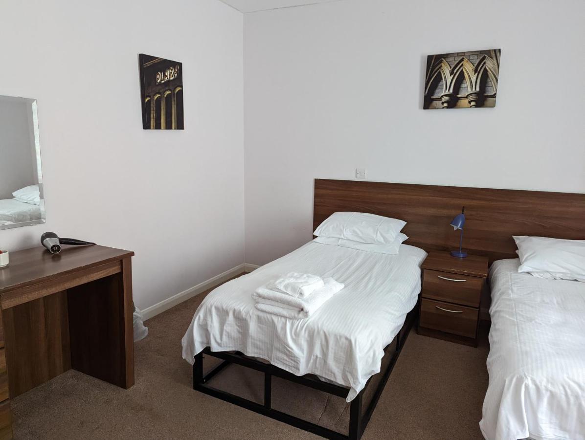 Barley Sheaf, Old Bridge Street En Suite Rooms, Room Only ترورو المظهر الخارجي الصورة